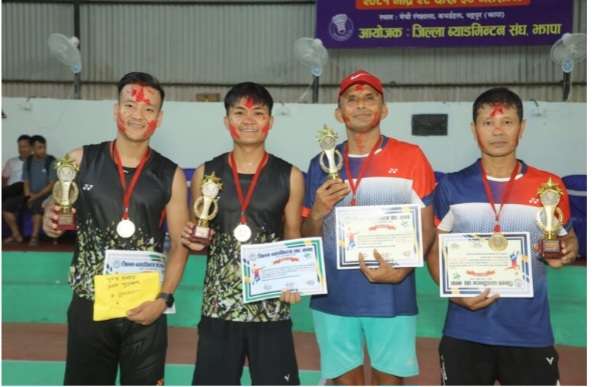 कोशी प्रदेश स्तरीय पुरुष भेट्रान्स ब्याडमिन्टन सम्पन्न, बोगटी+चौधरी र गुरुङ+ठकुरीको जोडीलाई उपाधि